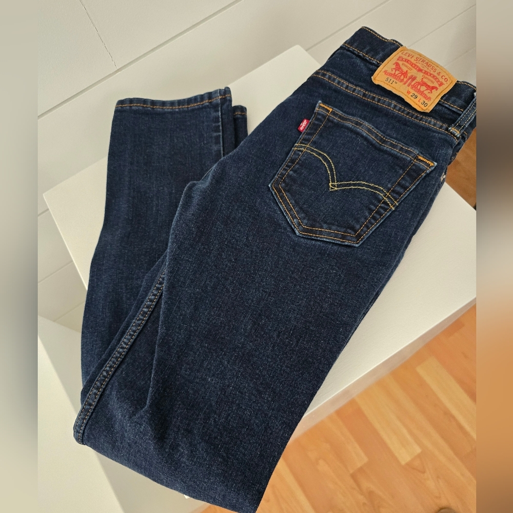 NWOT Levi 511 Dark Wash  Jeans size 29x30